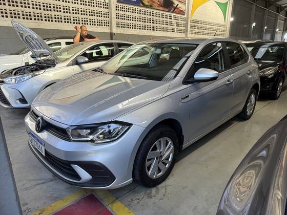 VOLKSWAGEN POLO 1.0 170 TSI COMFORTLINE AUTOMÁTICO VOLKSWAGEN POLO 1.0 170 TSI COMFORTLINE AUTOMÁTICO